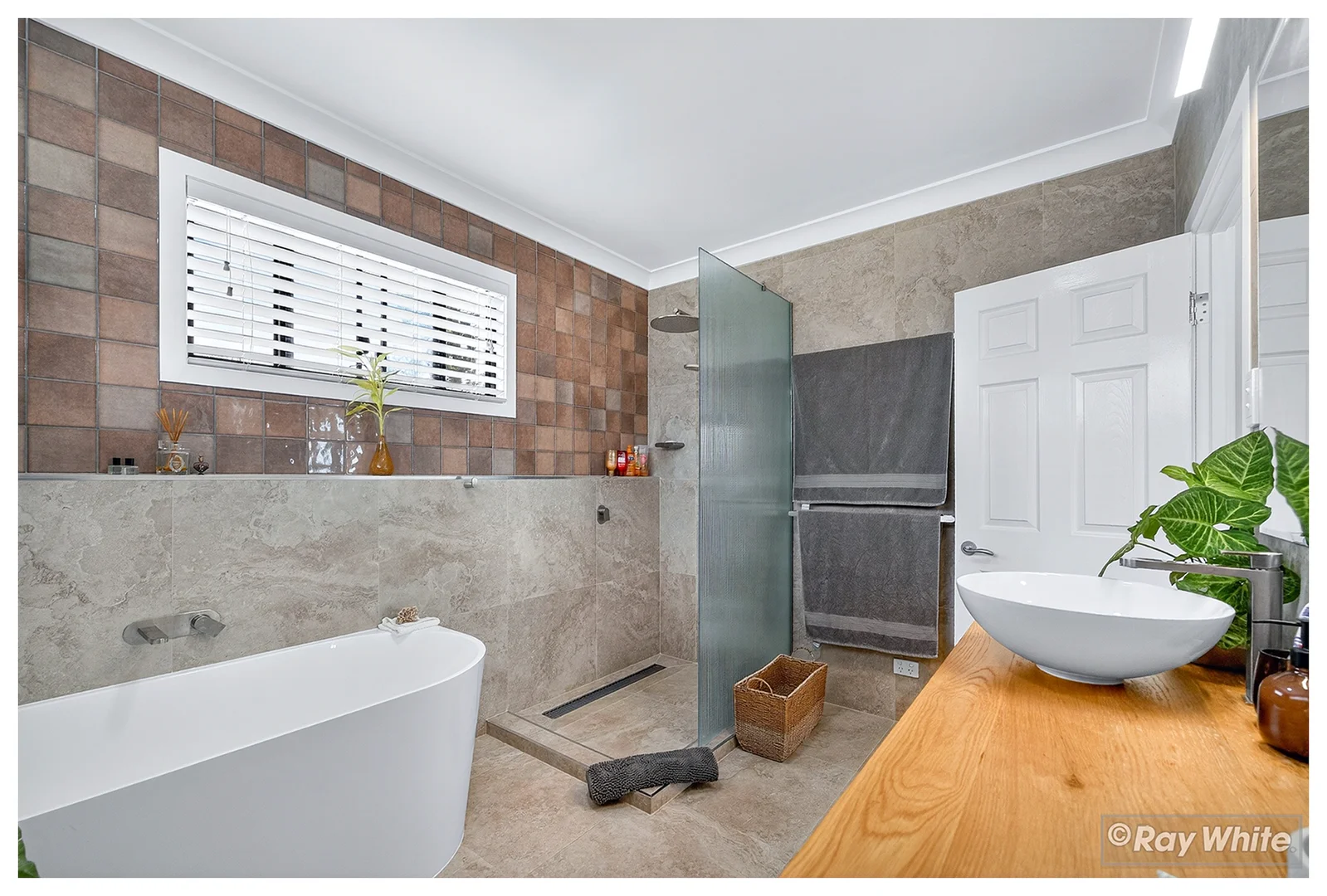 Additional image 19 of 12 Macgregor Street, The Range QLD 4700