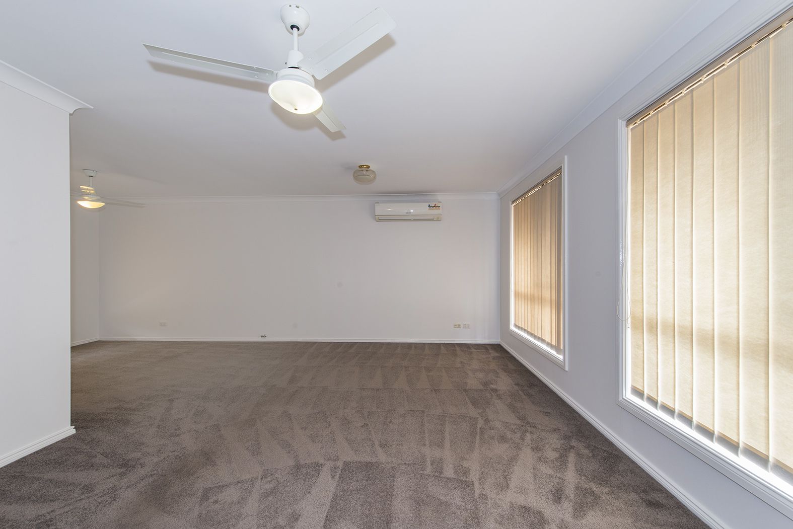 96 Sir John Jamison Circuit, Glenmore Park NSW 2745, Image 2