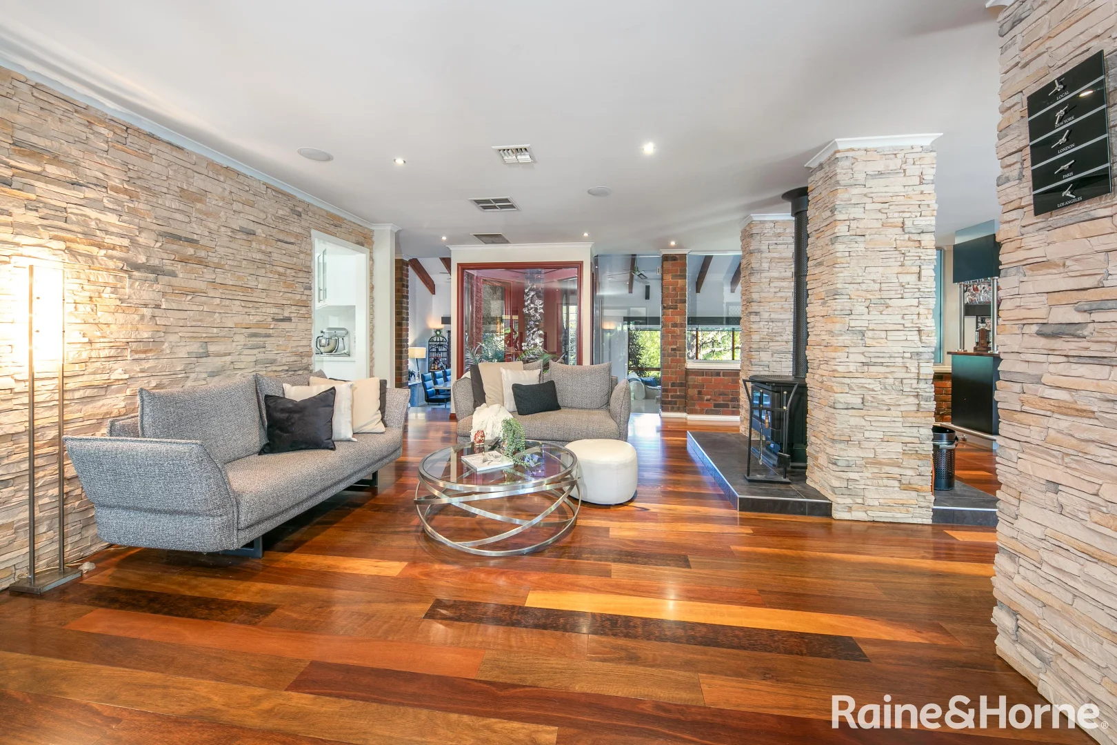 Additional image 7 of 56 Outawood Rise, Gisborne VIC 3437