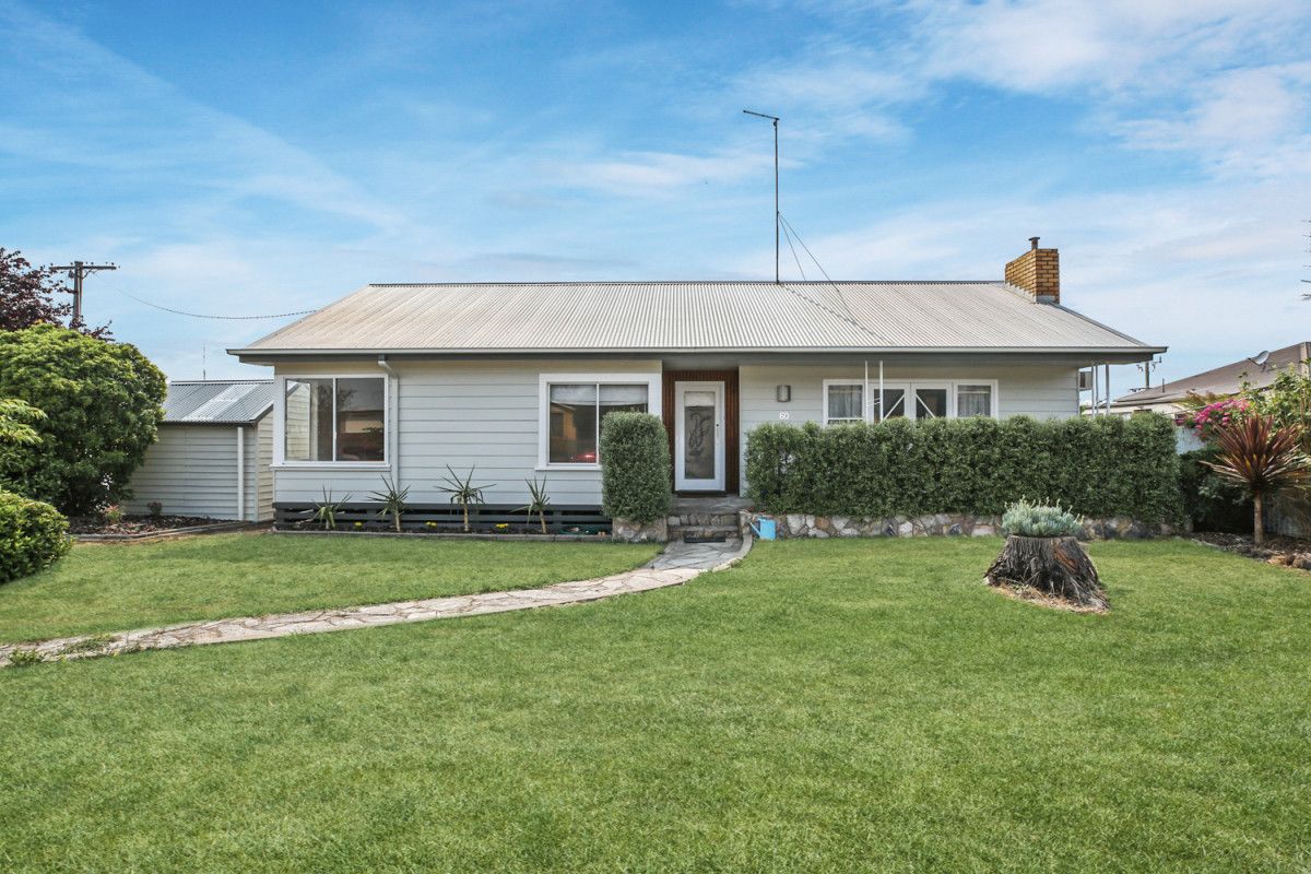 3 bedrooms House in 60 Stewart Street COLAC VIC, 3250