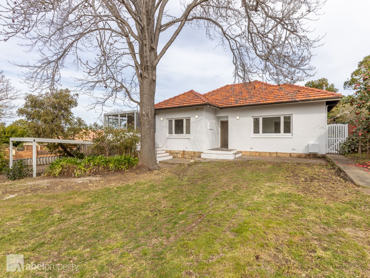 3 bedrooms House in 31 Baldwin Street COMO WA, 6152