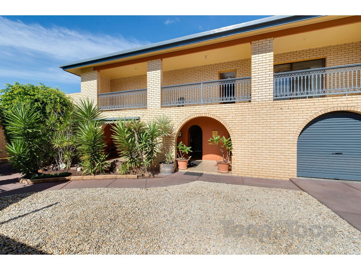 18 Ozone Avenue, Semaphore Park SA 5019, Image 2