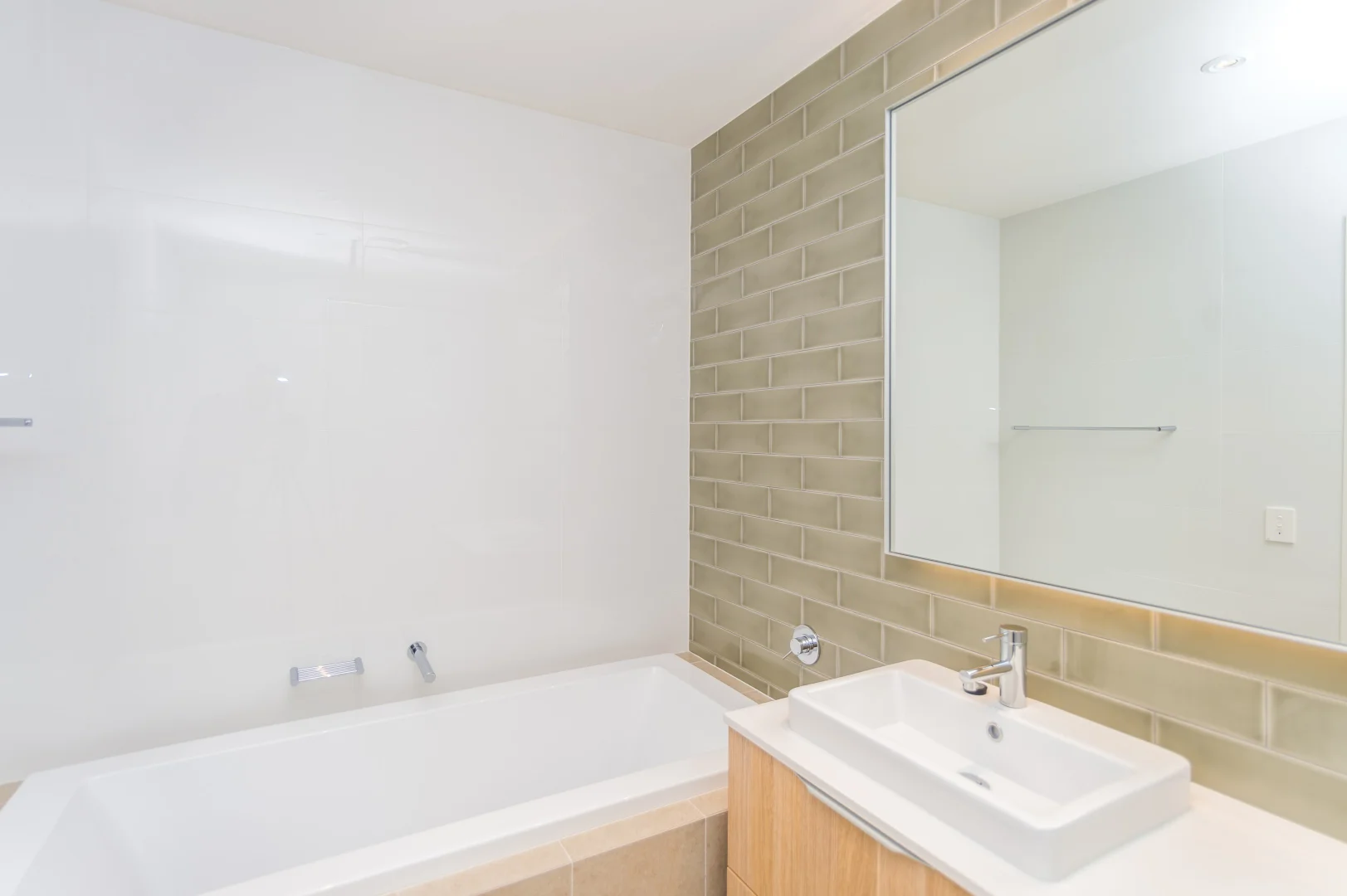 205/15 Freeman Loop, North Fremantle WA 6159 - Apartment For Rent | Domain