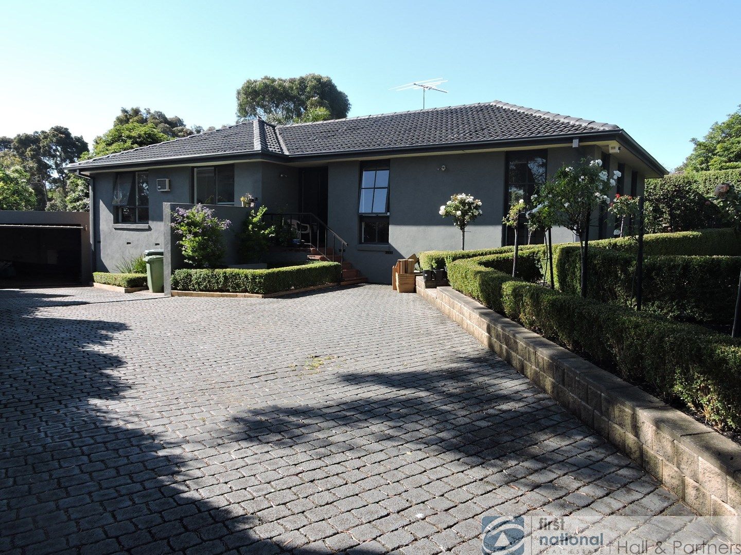 76 Charles Green Avenue, Endeavour Hills VIC 3802, Image 0