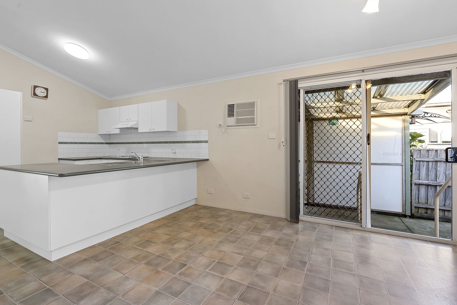 27/16-24 Box Forest Road, Glenroy VIC 3046, Image 2