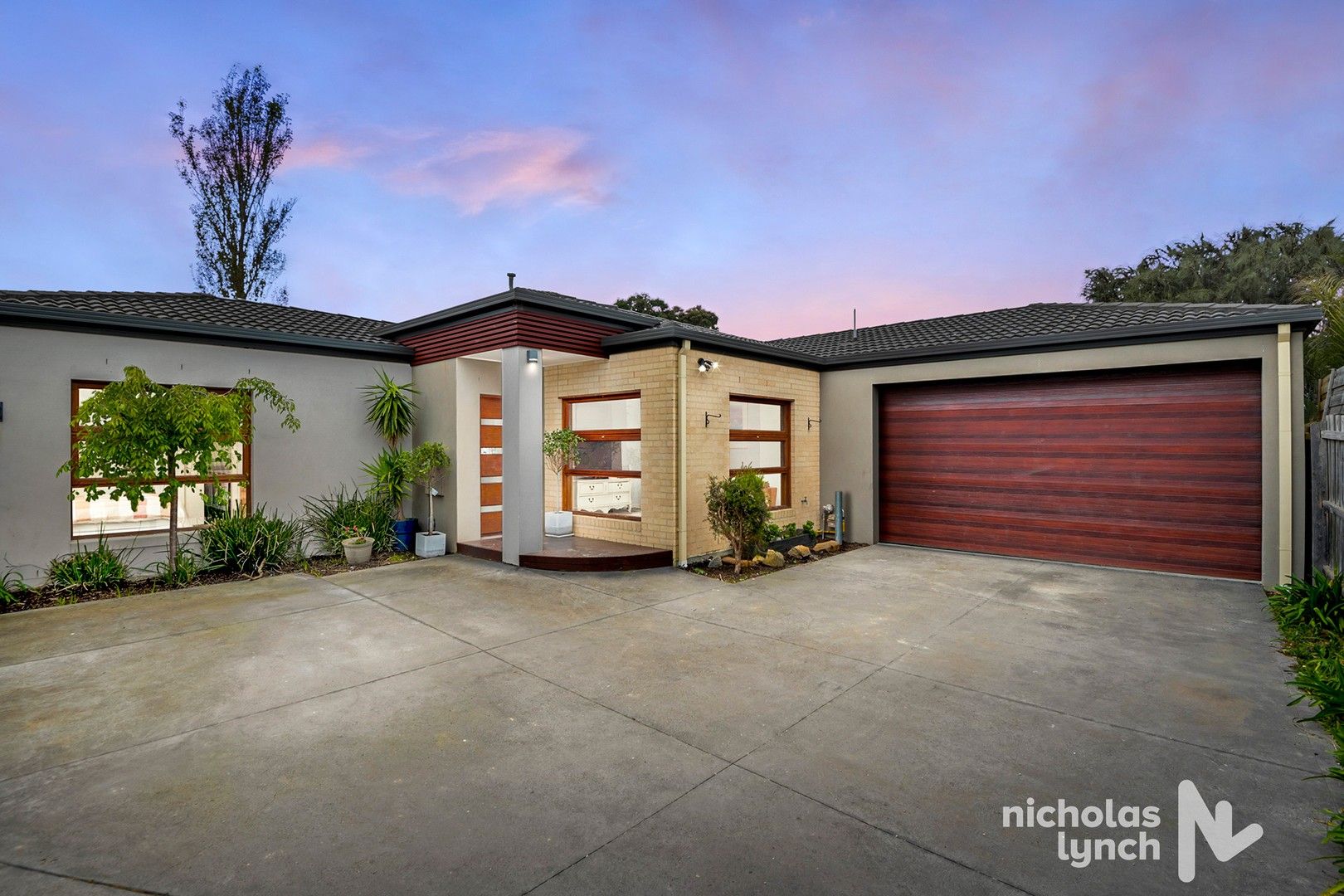 3 bedrooms House in 88 Rymer Avenue SAFETY BEACH VIC, 3936