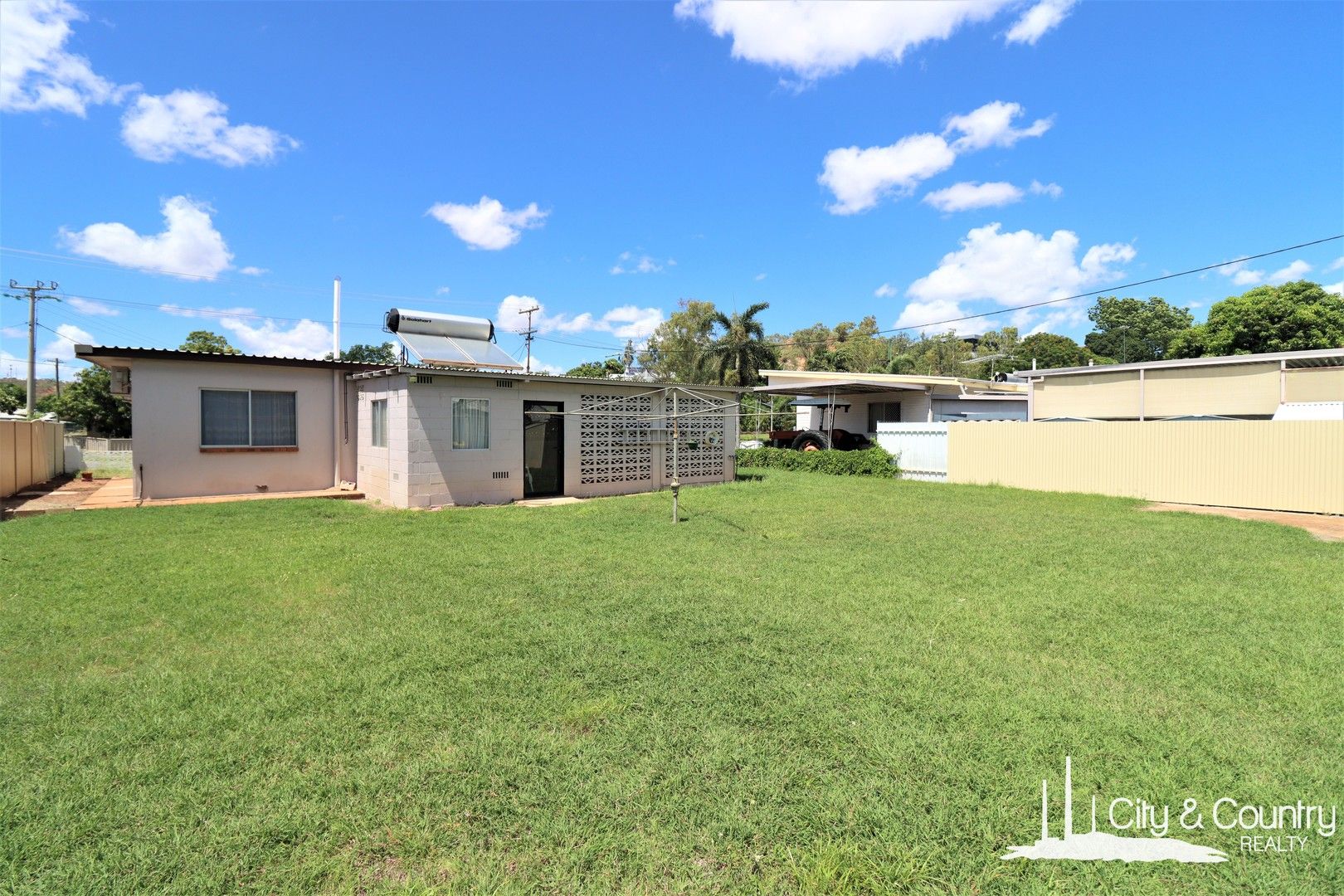 4 bedrooms House in 32 Alfred Street MOUNT ISA QLD, 4825
