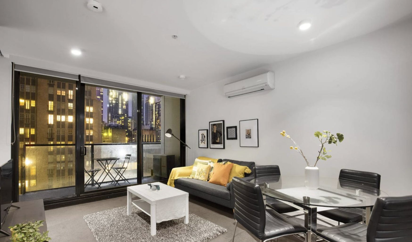2 bedrooms Apartment / Unit / Flat in 512/33 Mackenzie street MELBOURNE VIC, 3000