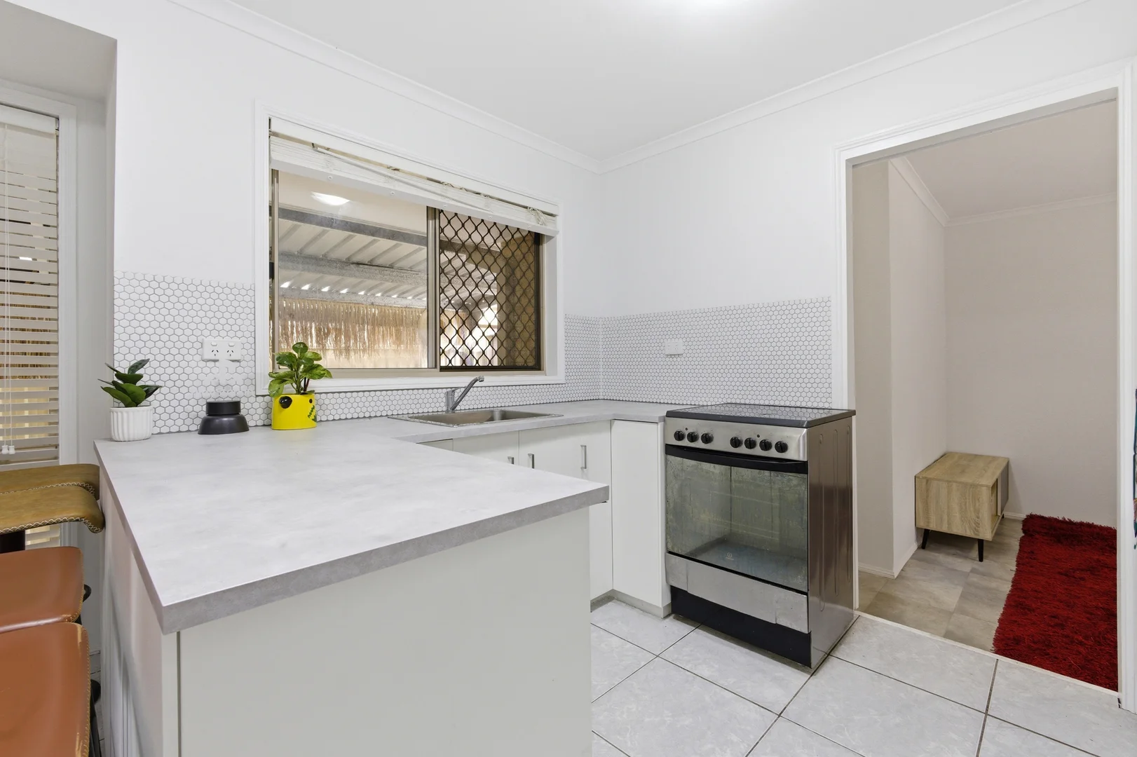 Additional image 8 of 1/12 Avi Court, Labrador QLD 4215