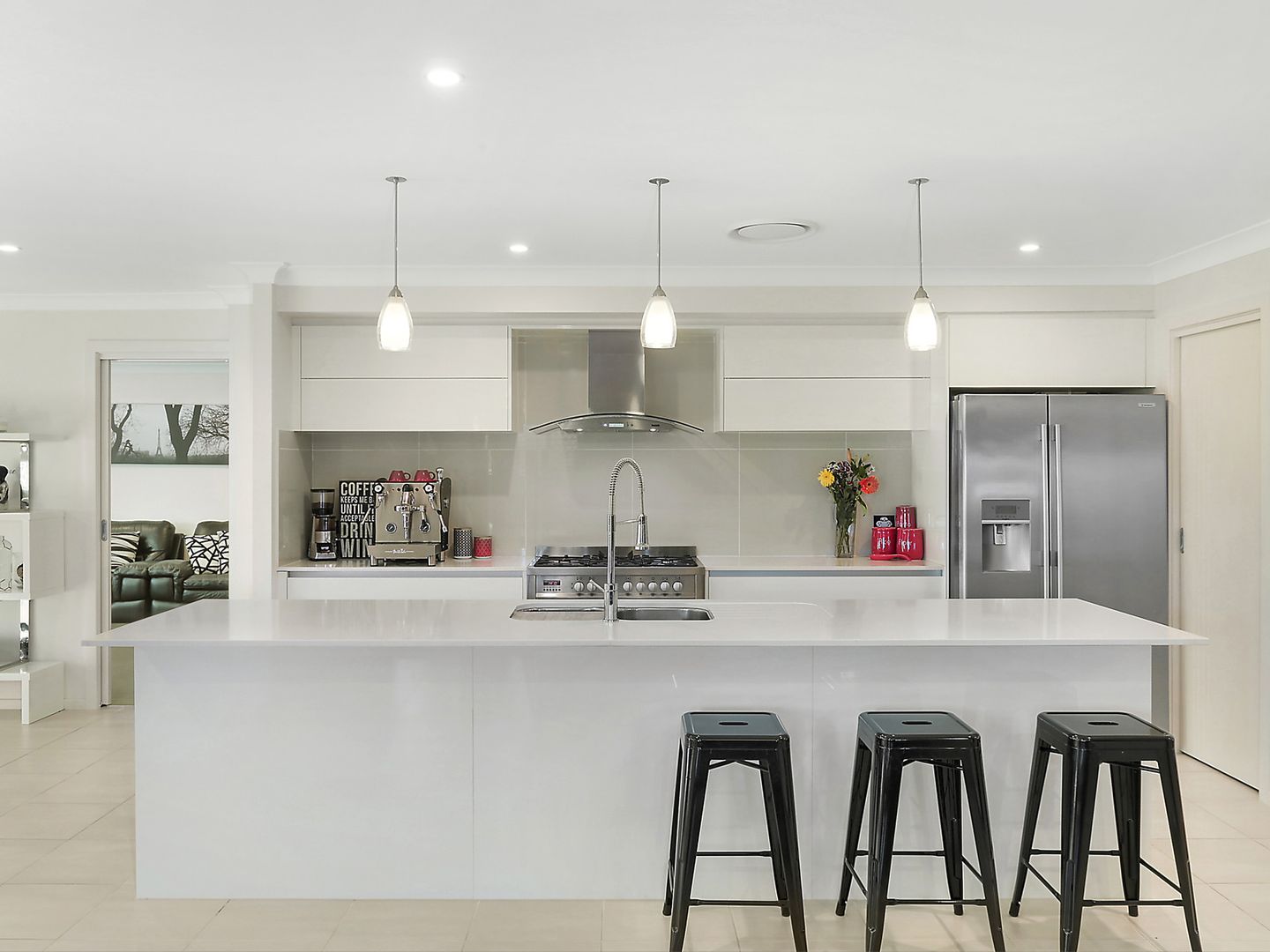 14 Brooks Reach Road, Horsley Property History & Address Research