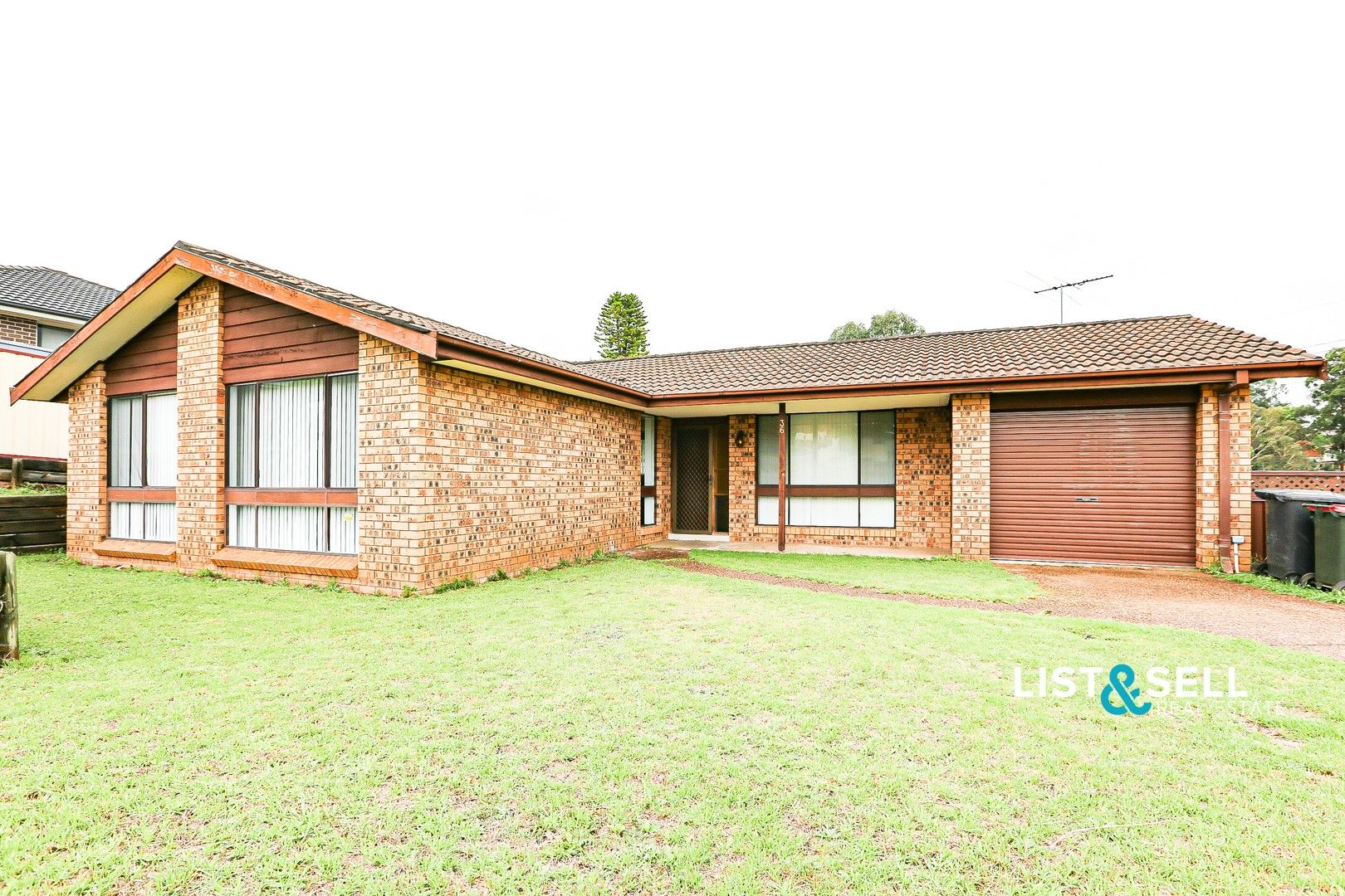 36 Emerald Drive, Eagle Vale NSW 2558 House For Rent Domain