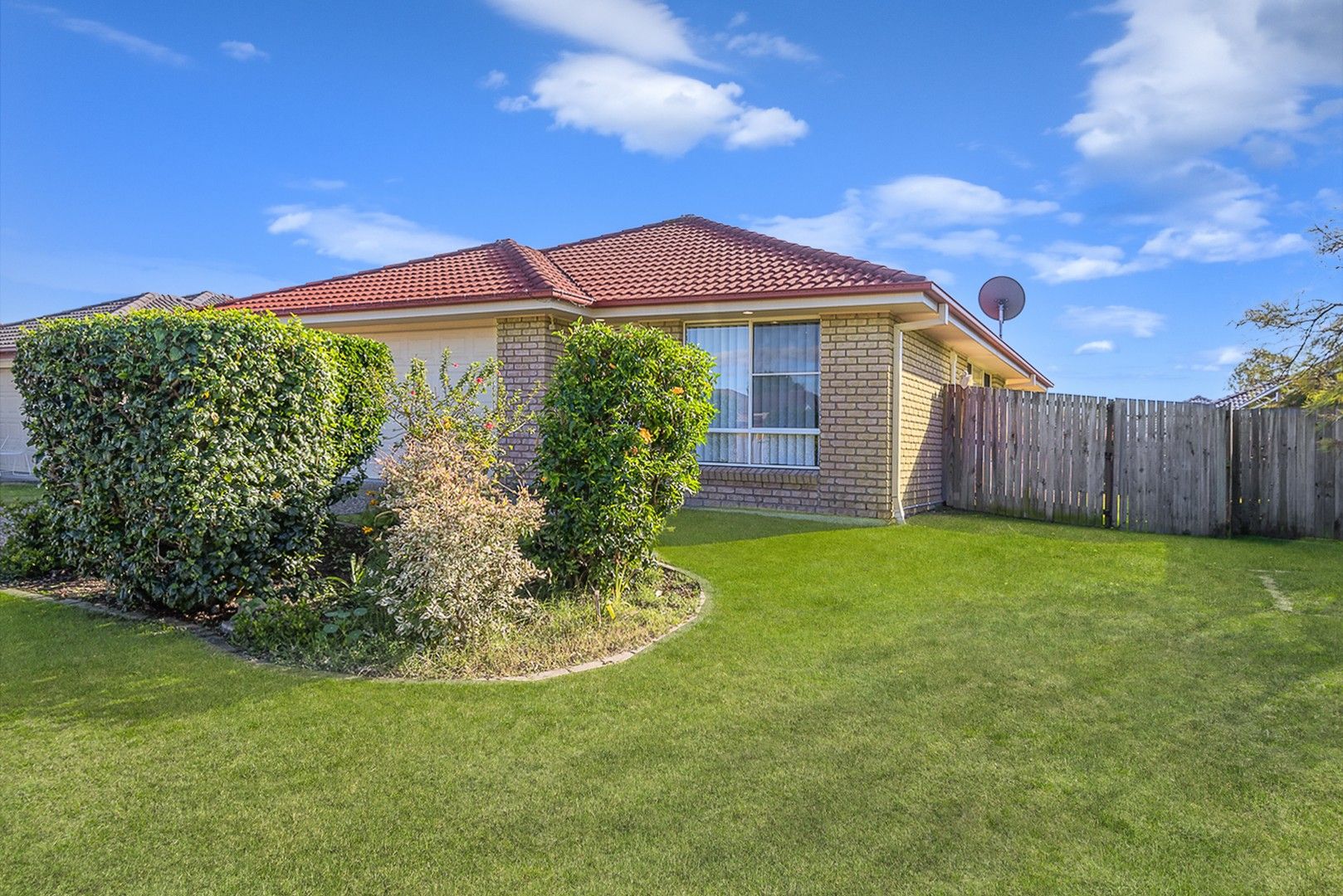 4 bedrooms House in 112 Anna Drive RACEVIEW QLD, 4305
