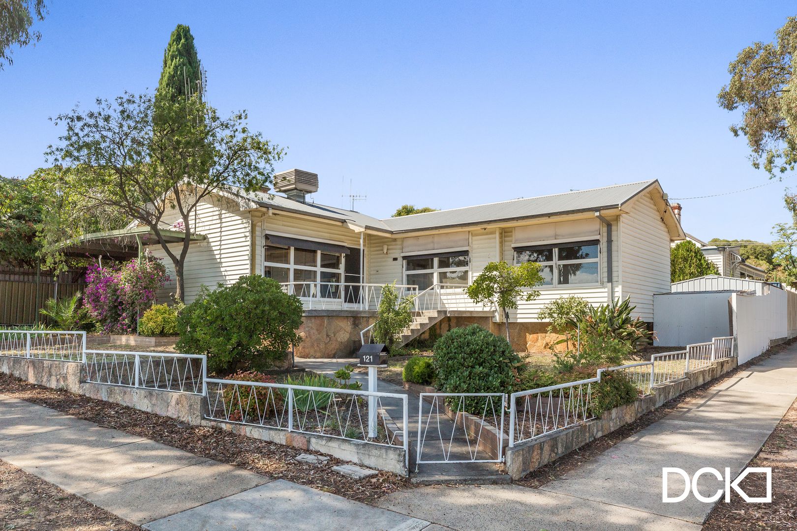 121 Olinda Street, Quarry Hill VIC 3550