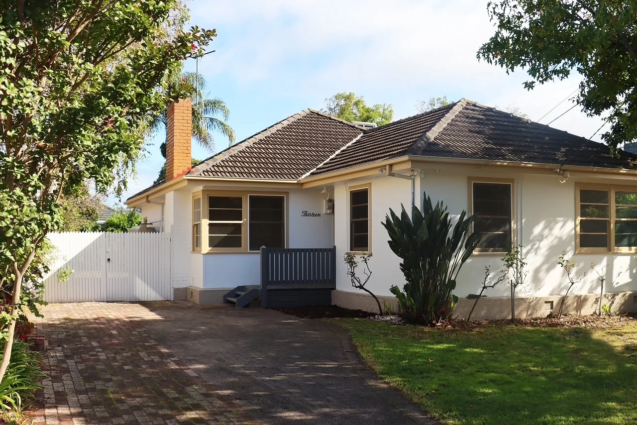 13 Lonsdale Av, Hampton East VIC 3188