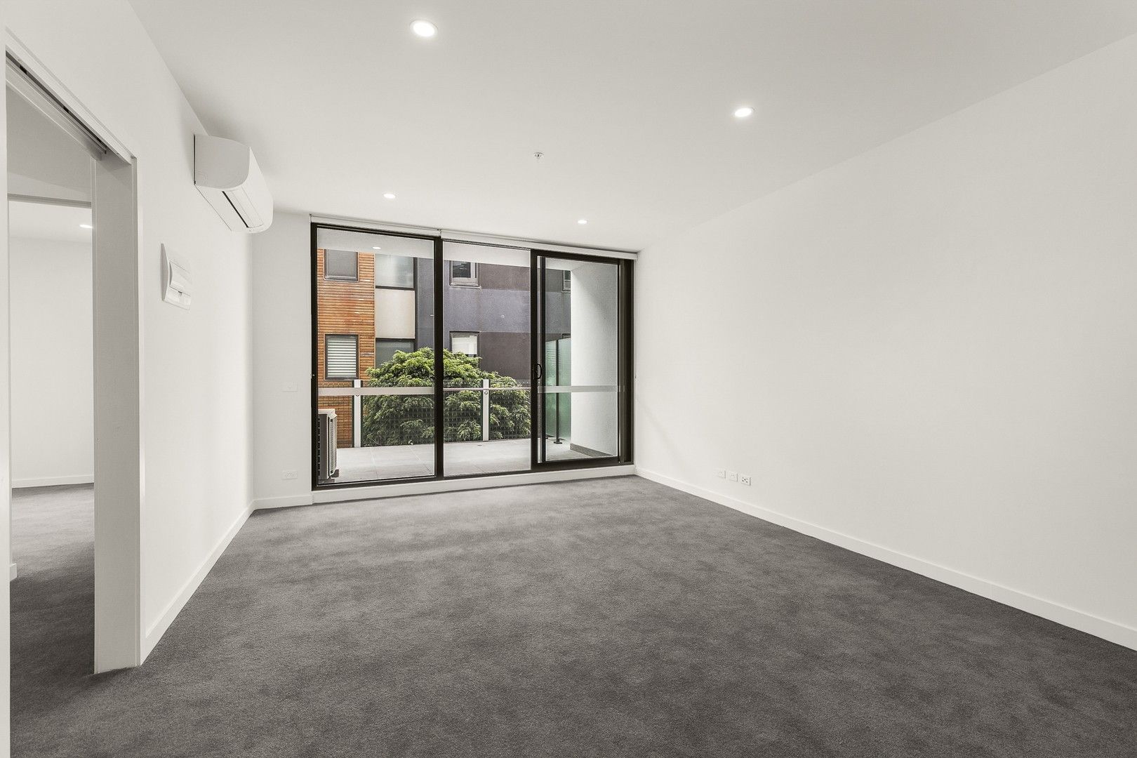 1 bedrooms Apartment / Unit / Flat in 104/82 La Scala Ave MARIBYRNONG VIC, 3032