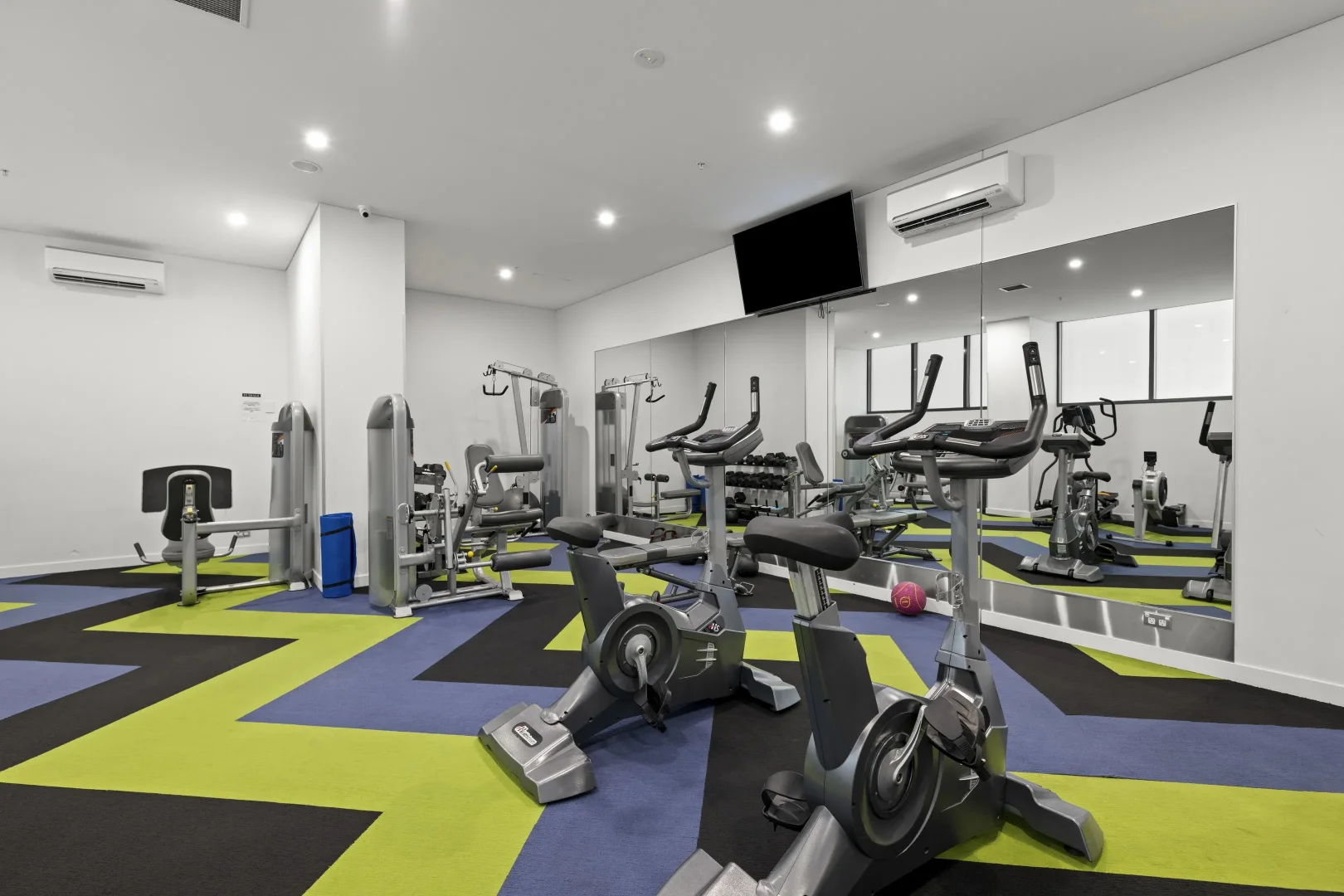 Additional image 13 of 2 Como Crescent, Southport QLD 4215