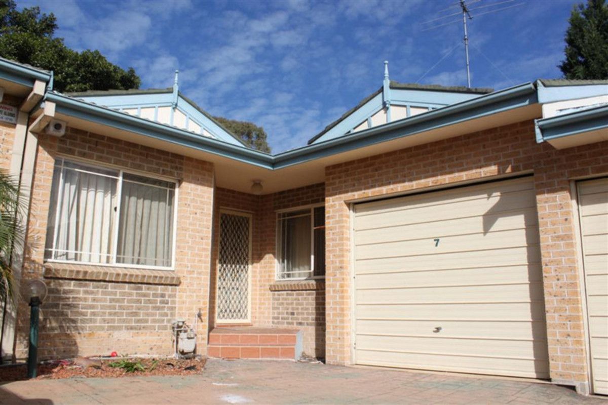 3 bedrooms Villa in 7/28-30 Veron Street WENTWORTHVILLE NSW, 2145