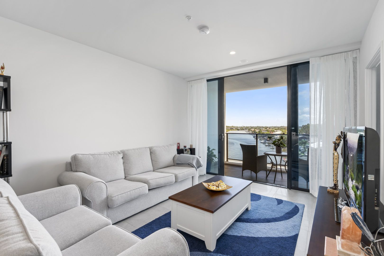 5405/5 Harbour Side Court, Biggera Waters QLD 4216, Image 2