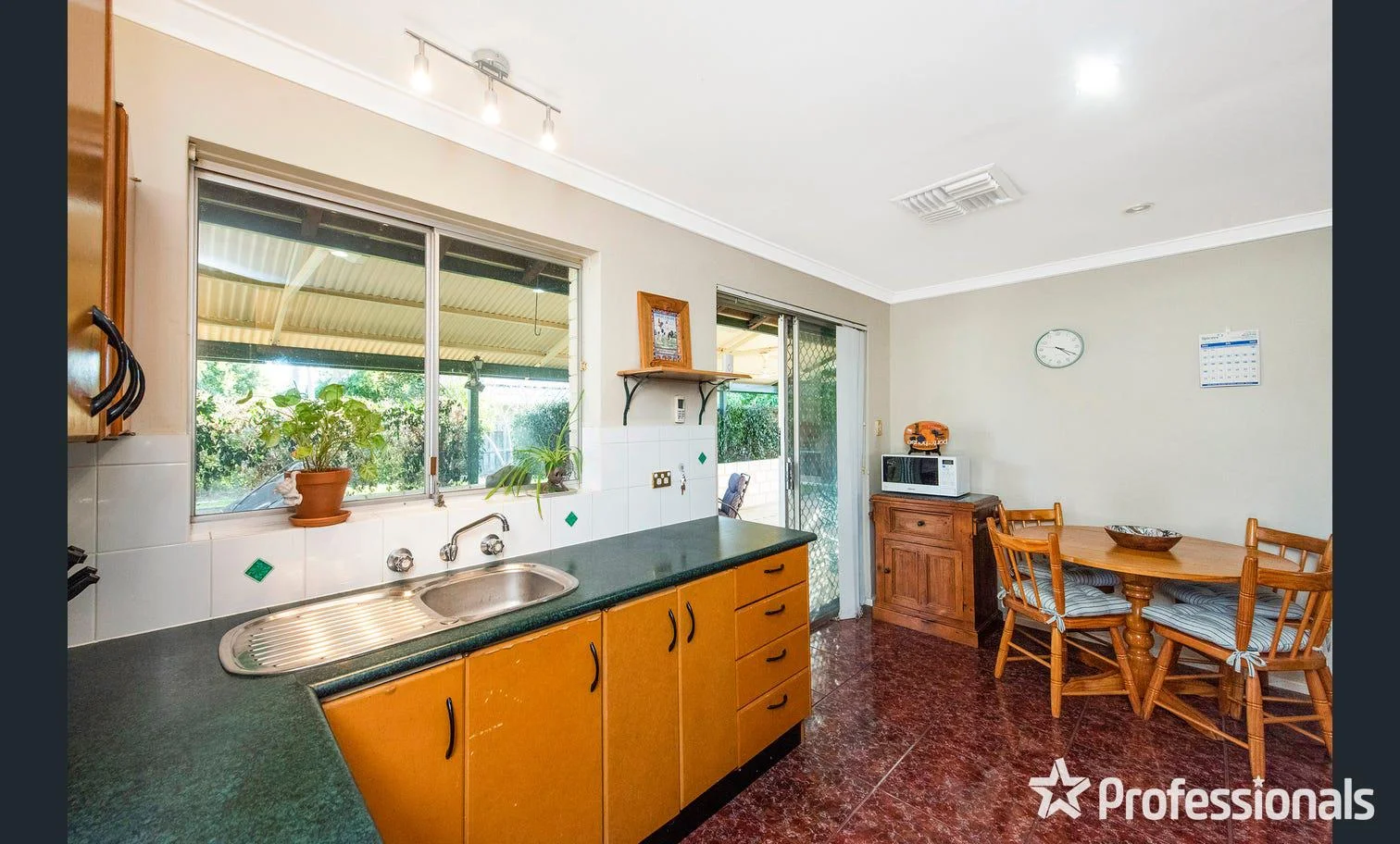 Additional image 6 of 37 Cypress Road, Forrestfield WA 6058