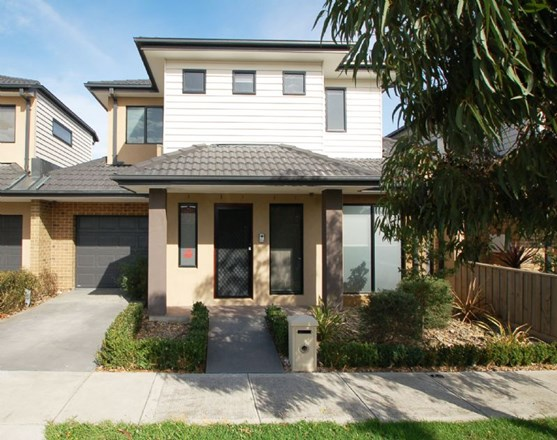 1B Everitt Street, Hadfield VIC 3046