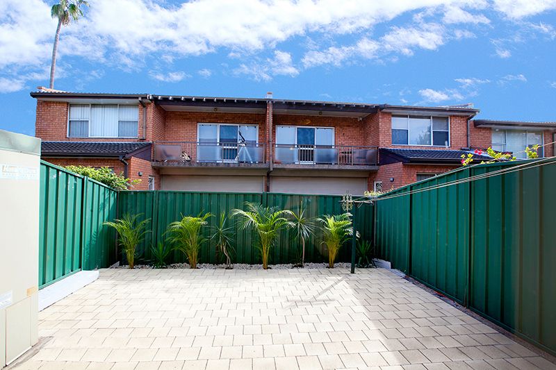 2/324 Great North Road, Abbotsford NSW 2046, Image 0