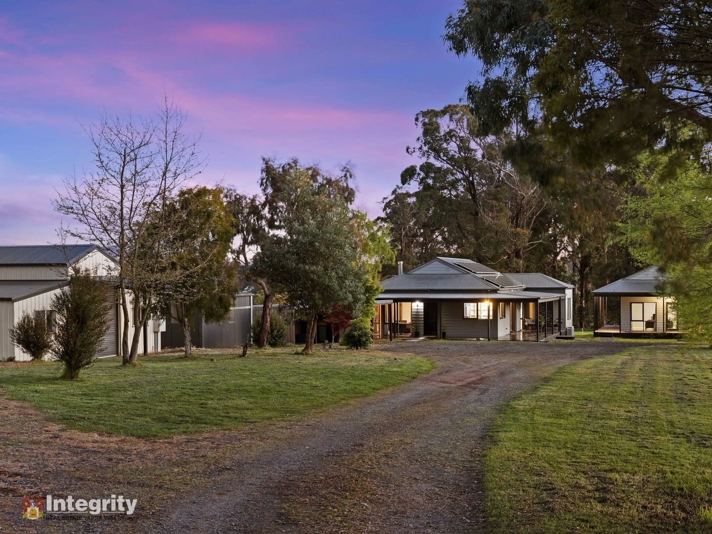 28 Sycamore Grove, Kinglake VIC 3763, Image 0