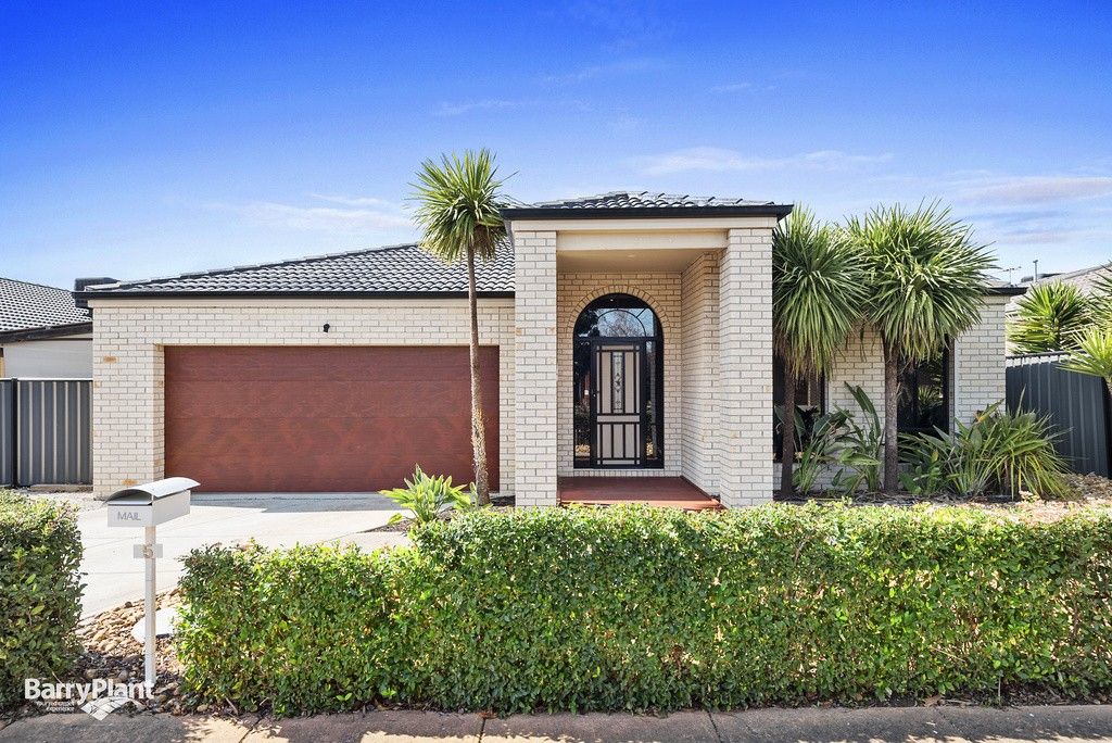 Sold 5 Whitlam Green, Point Cook VIC 3030 on 03 Jan 2017 2013042933