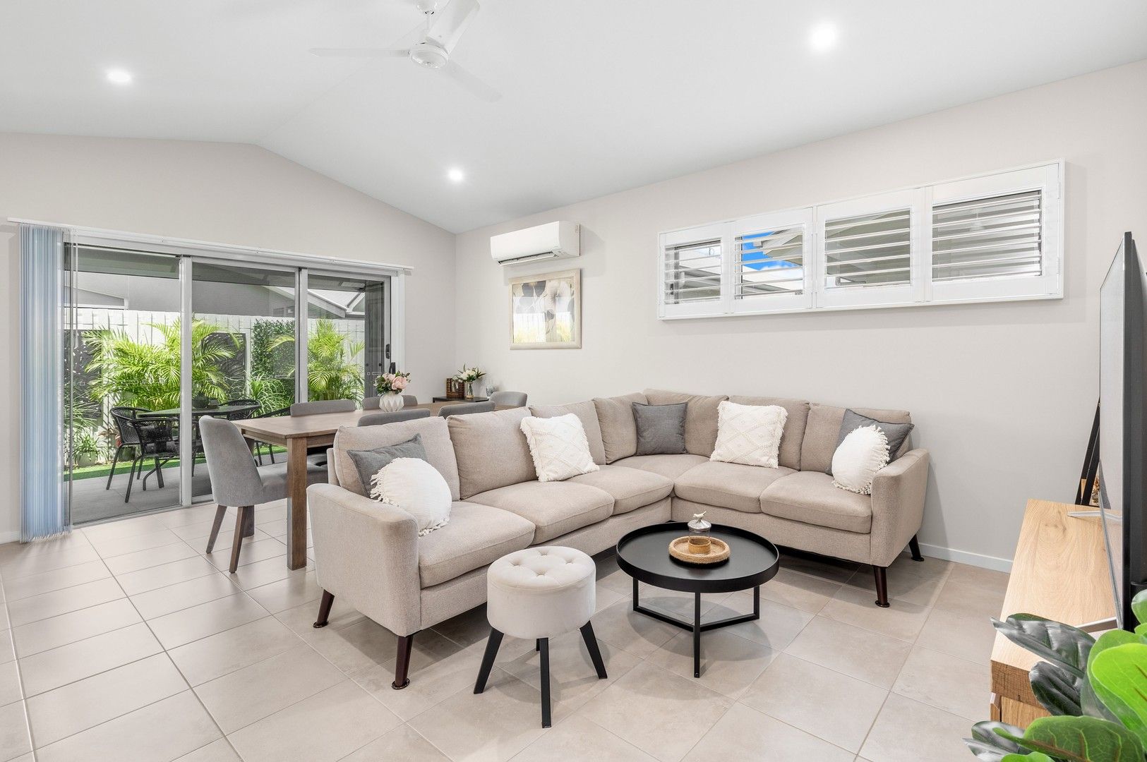 94/2-20 Island View Drive, Urangan QLD 4655, Image 0