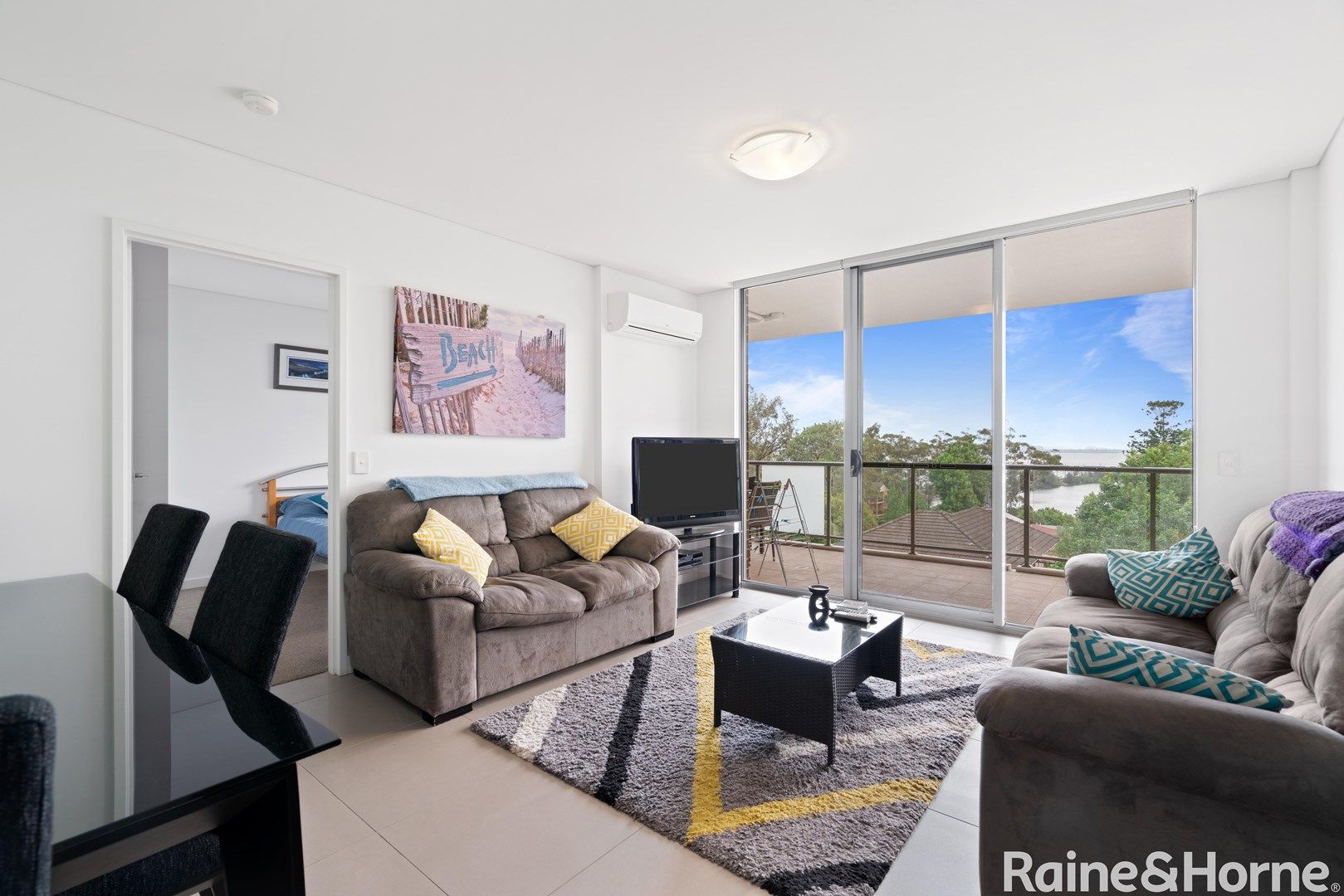 2 bedrooms Apartment / Unit / Flat in 5/10-12 Batley Street WEST GOSFORD NSW, 2250
