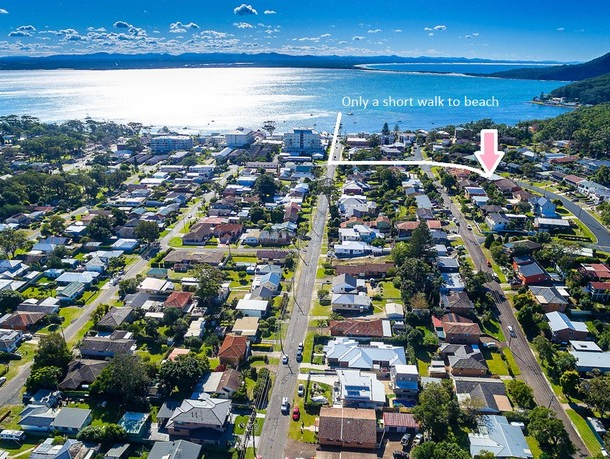 1/2 Victor Parade, Shoal Bay NSW 2315