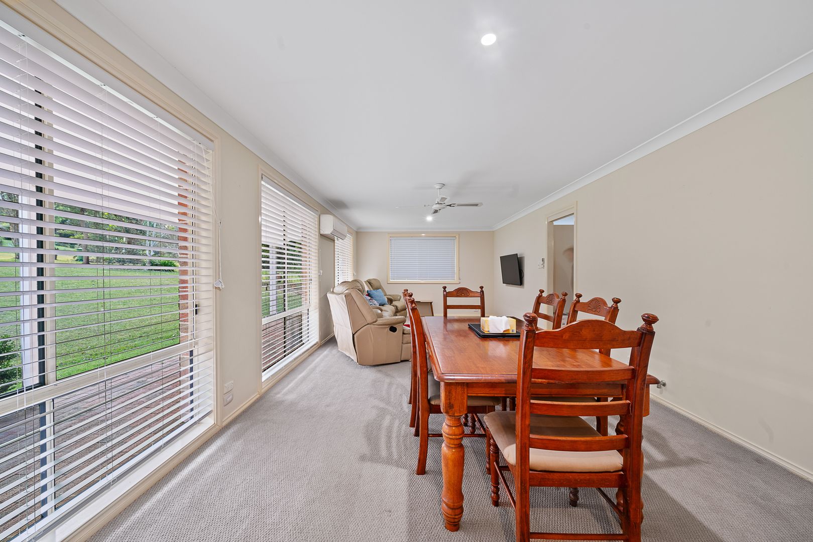 11 Bangalow Close, Tumbi Umbi NSW 2261 House for Rent Domain