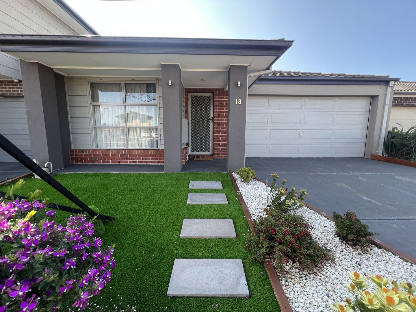 4 bedrooms House in 18 Bunnorong Street TARNEIT VIC, 3029