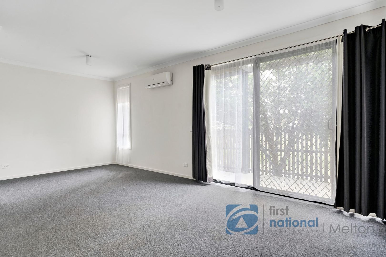 1/9 Petrea Parade, Harkness VIC 3337, Image 1