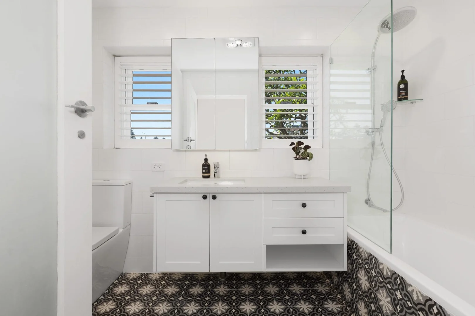 Additional image 12 of 1/10 Greycliffe Street, Queenscliff NSW 2096