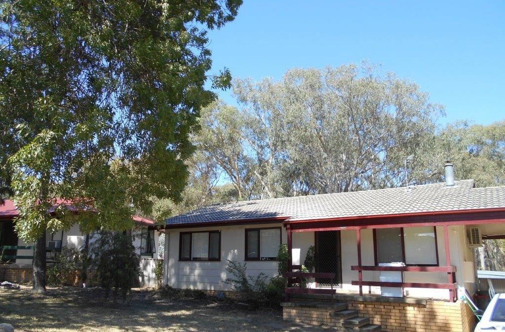 30 Banksia Crescent, Tumut Property History & Address Research Domain