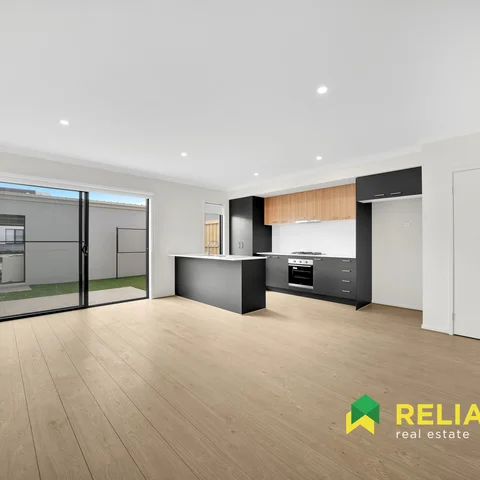 Additional image 3 of 51 Rubus Walk, Werribee VIC 3030