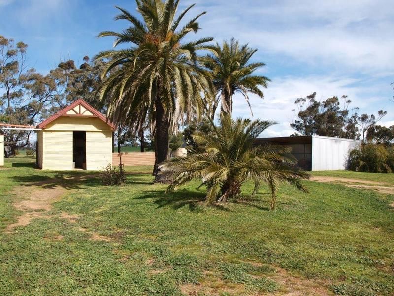 2972 Charlton - St Arnaud Road, St Arnaud VIC 3478, Image 2