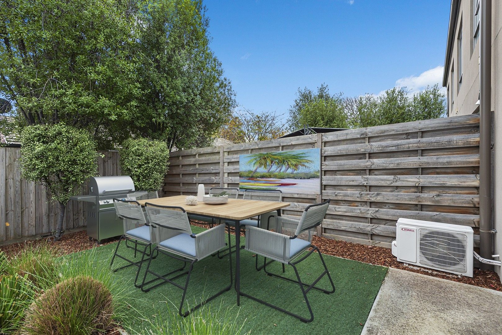 1 bedrooms House in Room 4/2 Bundara Court FRANKSTON VIC, 3199