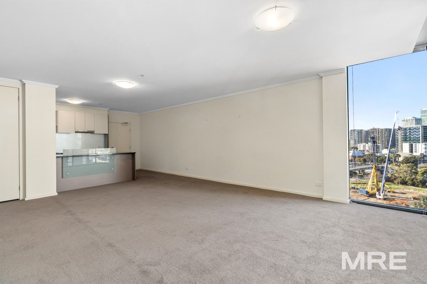 2 bedrooms Apartment / Unit / Flat in 118/88 Kavanagh Street SOUTHBANK VIC, 3006