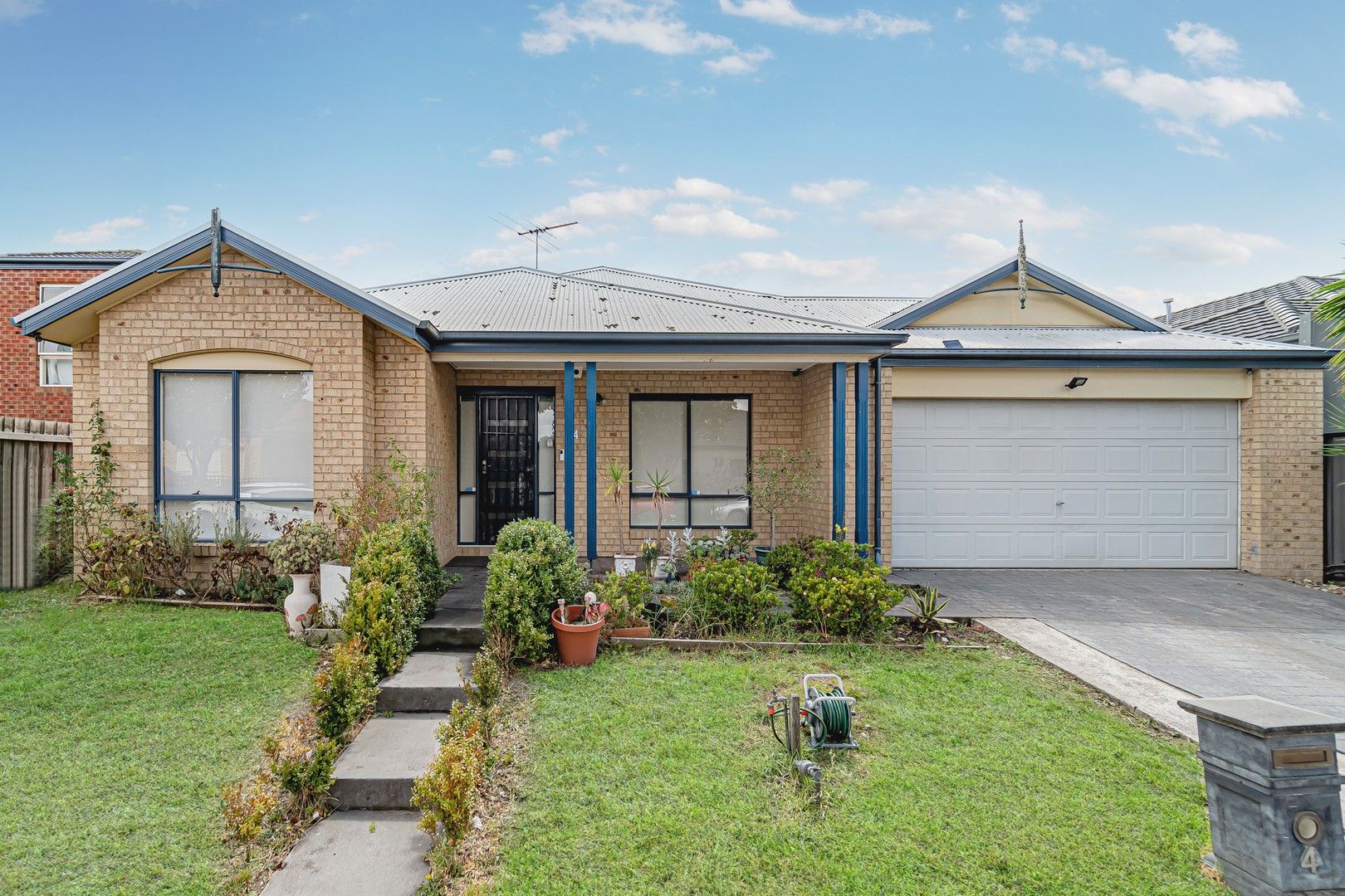 4 Peartree Court, Roxburgh Park VIC 3064, Image 0
