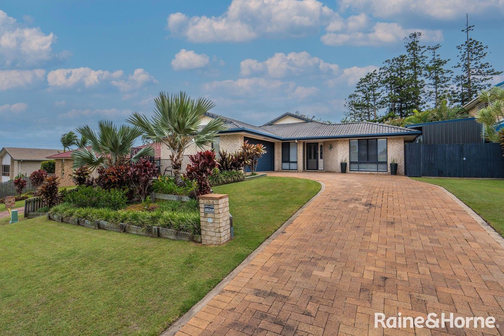 3 Arlington Court, Kawungan QLD 4655, Image 0