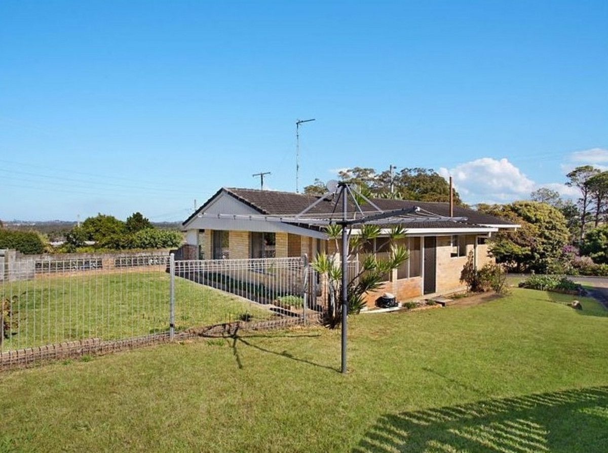 47 Oyster Point Road, Banora Point NSW 2486