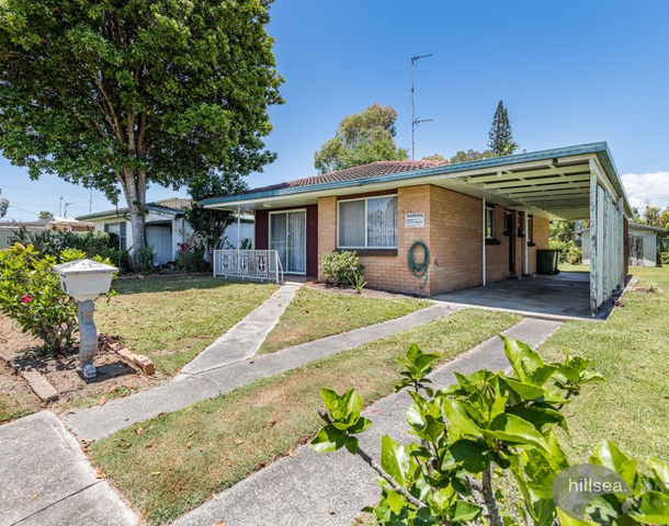 8 Sunbird Avenue, Paradise Point QLD 4216