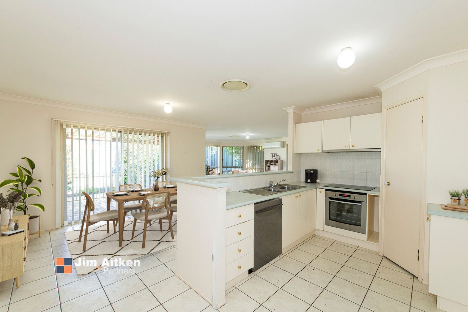 49 Waringa Crescent, Glenmore Park NSW 2745, Image 2