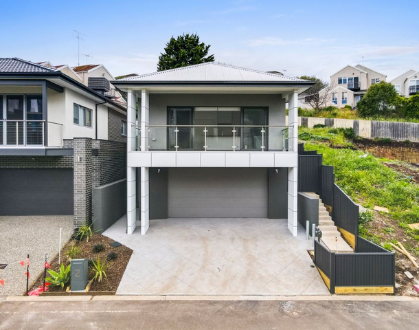 2/9A Weyburn Place, Avondale Heights VIC 3034