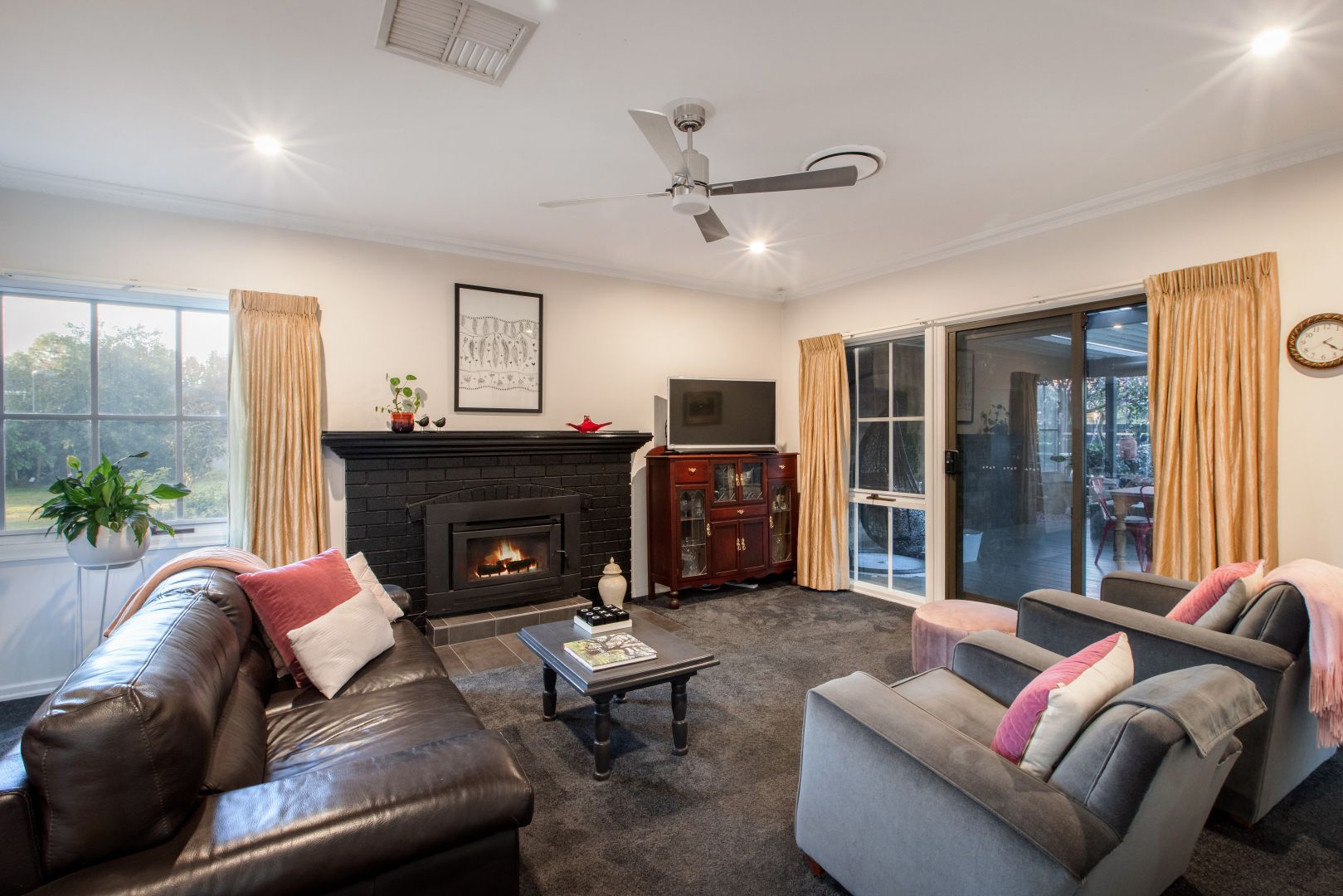 807 St James Crescent, North Albury NSW 2640, Image 2