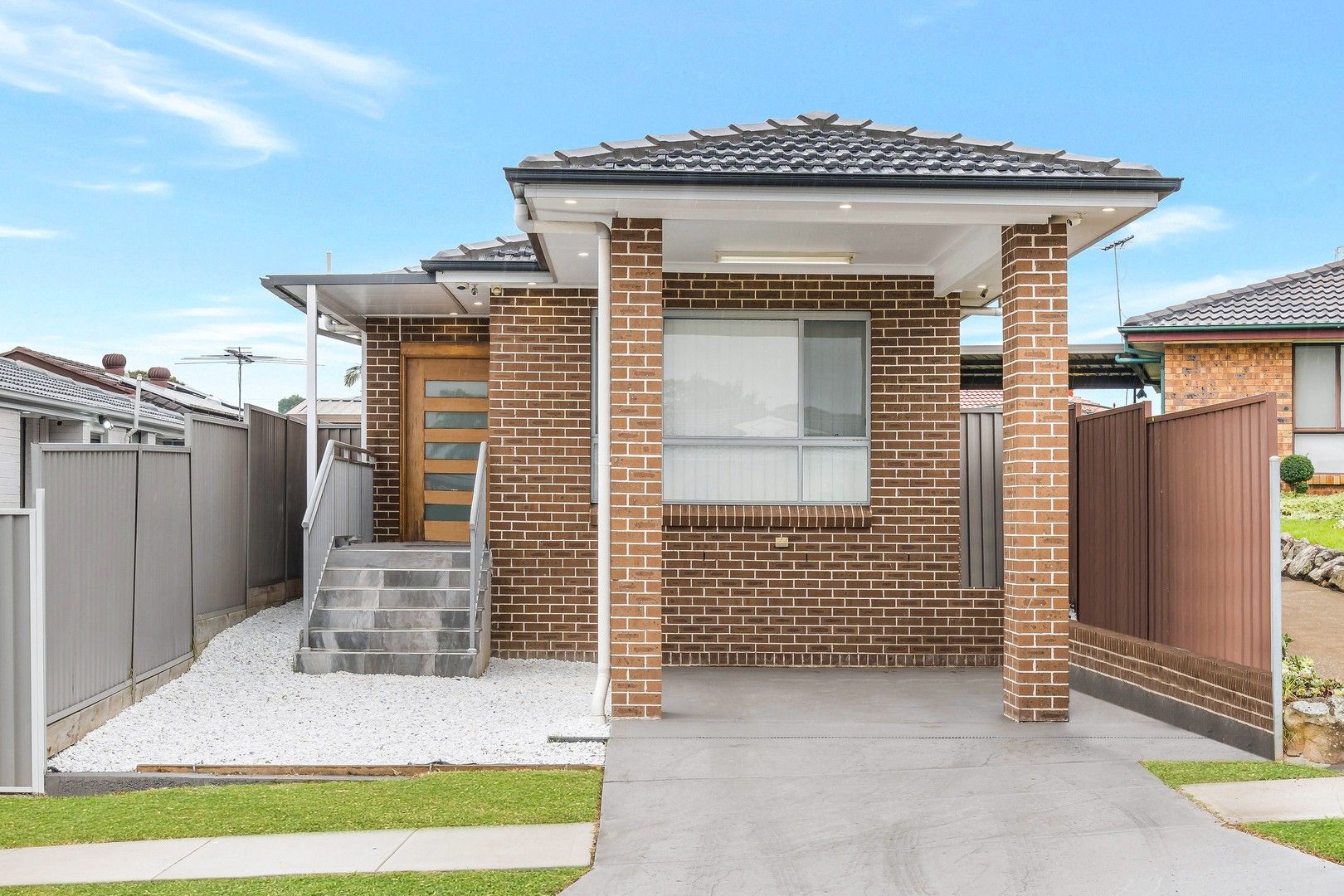 29 & 29A Dransfield Road, Edensor Park NSW 2176, Image 2