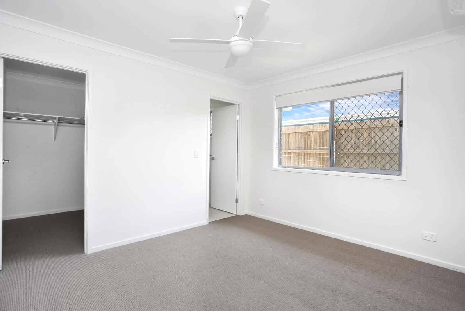 Additional image 5 of 36 Isla Street, Park Ridge QLD 4125