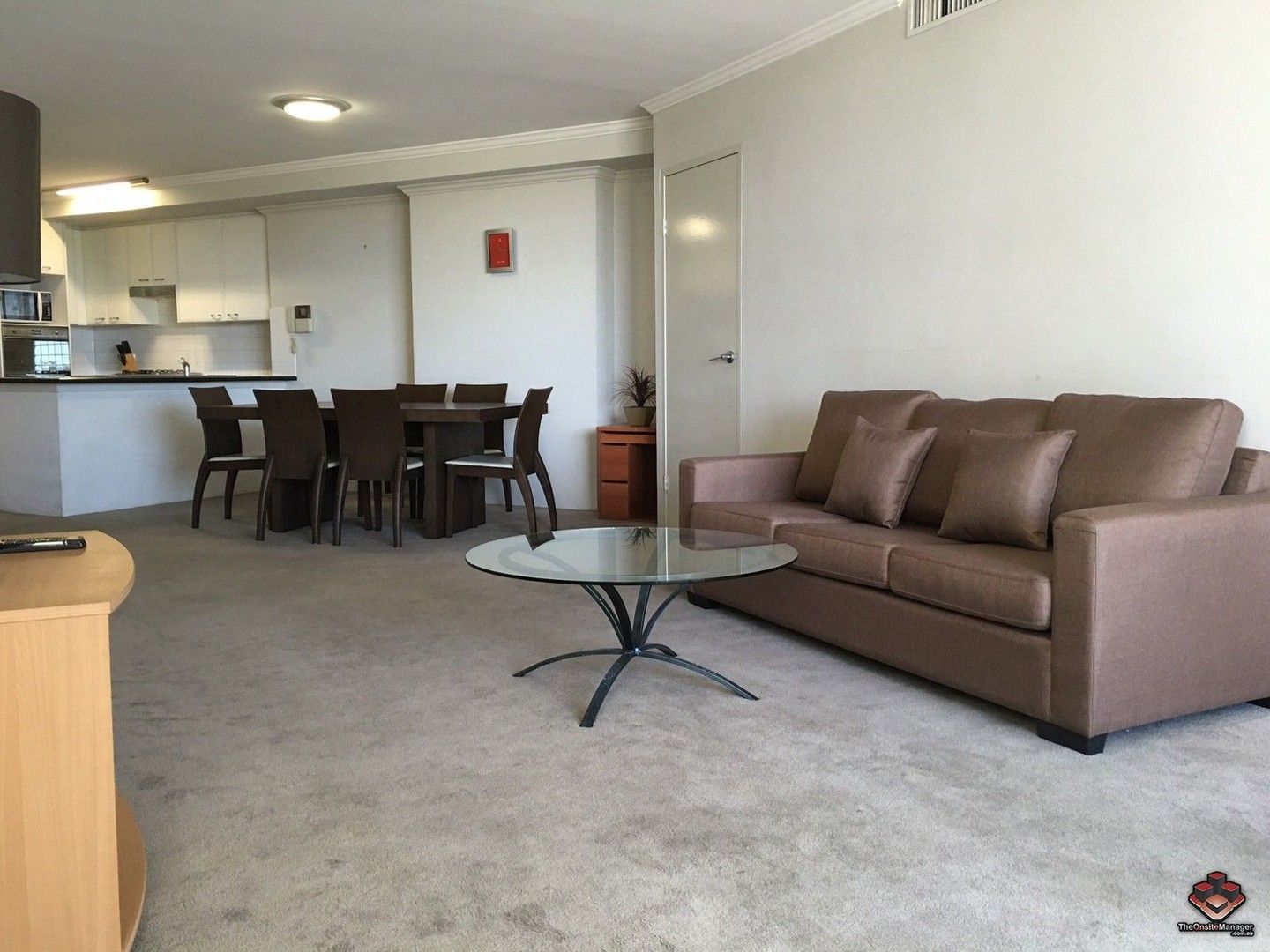 2 bedrooms Apartment / Unit / Flat in ID:21111408/14 Brown Street CHATSWOOD NSW, 2067