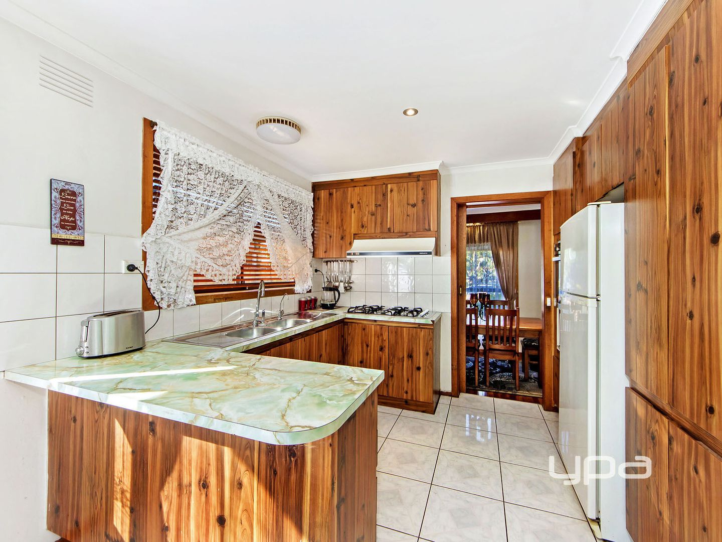 28 Tollhouse Road, Kings Park VIC 3021, Image 2